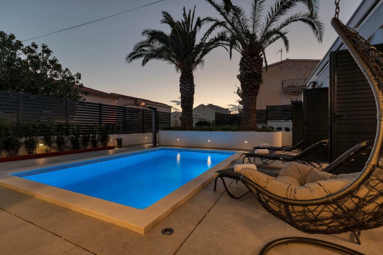 Lulani Makarska Pool Apartment Eksteriør bilde
